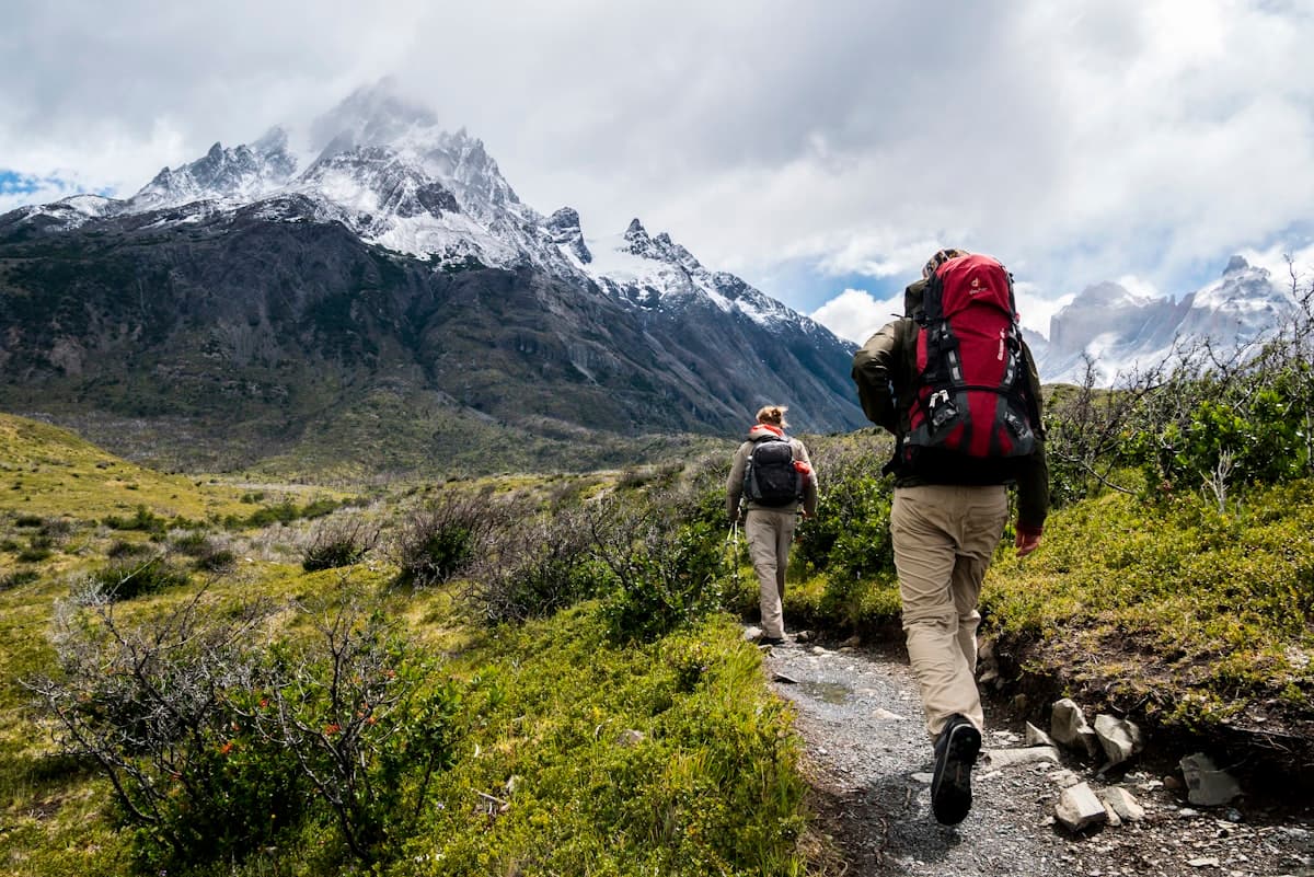 Cadeaux pour randonneur : 25 idees pour les amoureux de nature