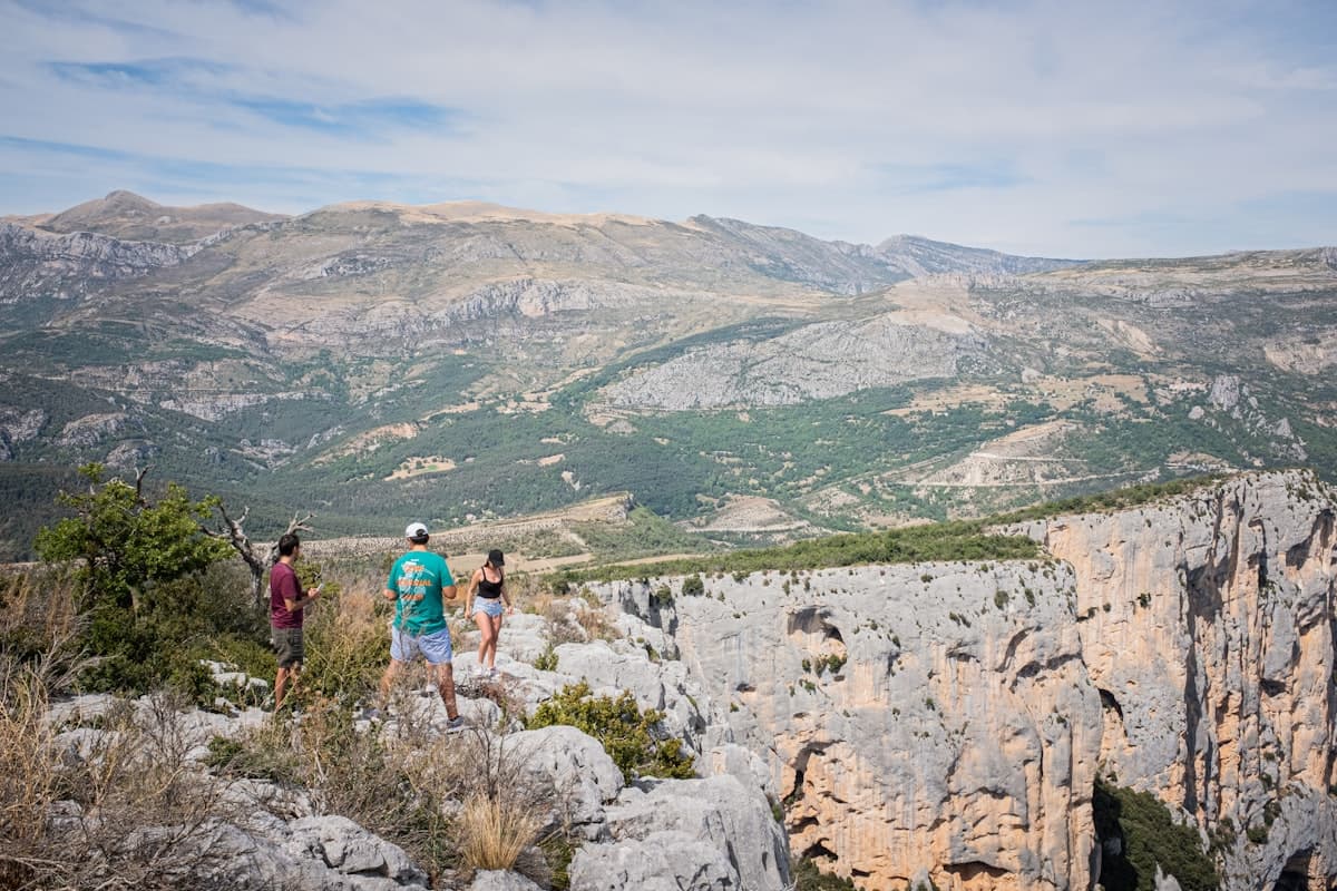 Où randonner pendant les ponts de mai 2026 ? Nos meilleures idées en Provence